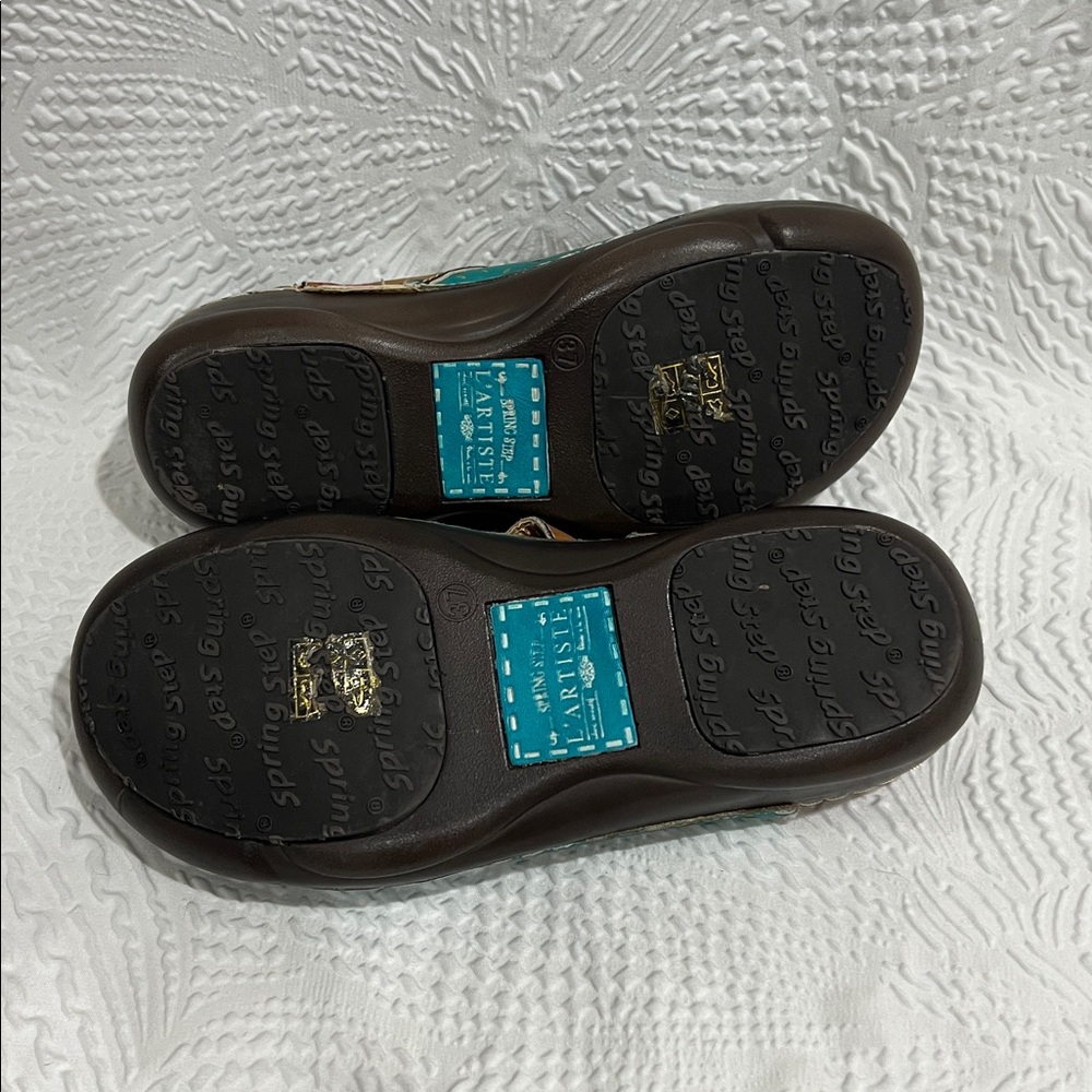 L’Artiste Spring Step Flochino Floral Strap Clogs - Picture 6 of 9